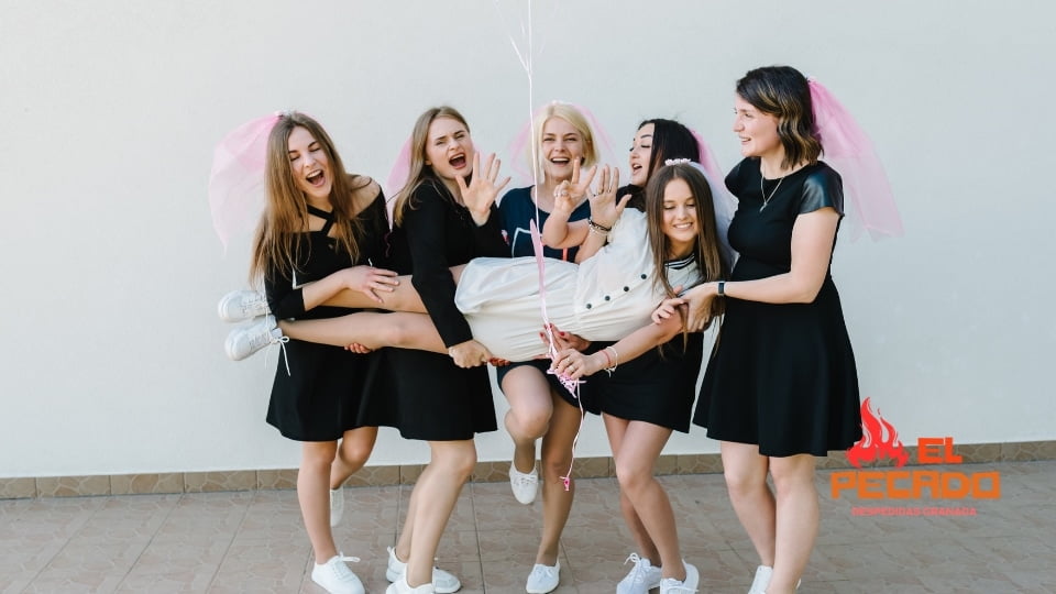 El atractivo de Granada para despedidas de soltera