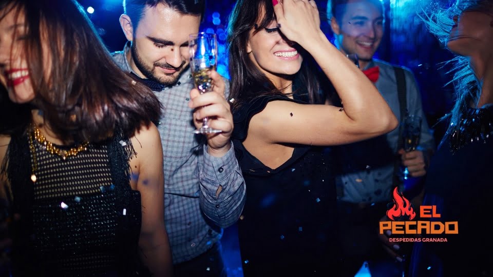 Noche de fiesta para despedidas de soltera en Granada